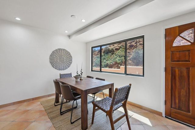 974 Via Hillview, Fallbrook, CA 92028