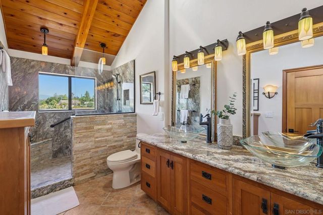 974 Via Hillview, Fallbrook, CA 92028