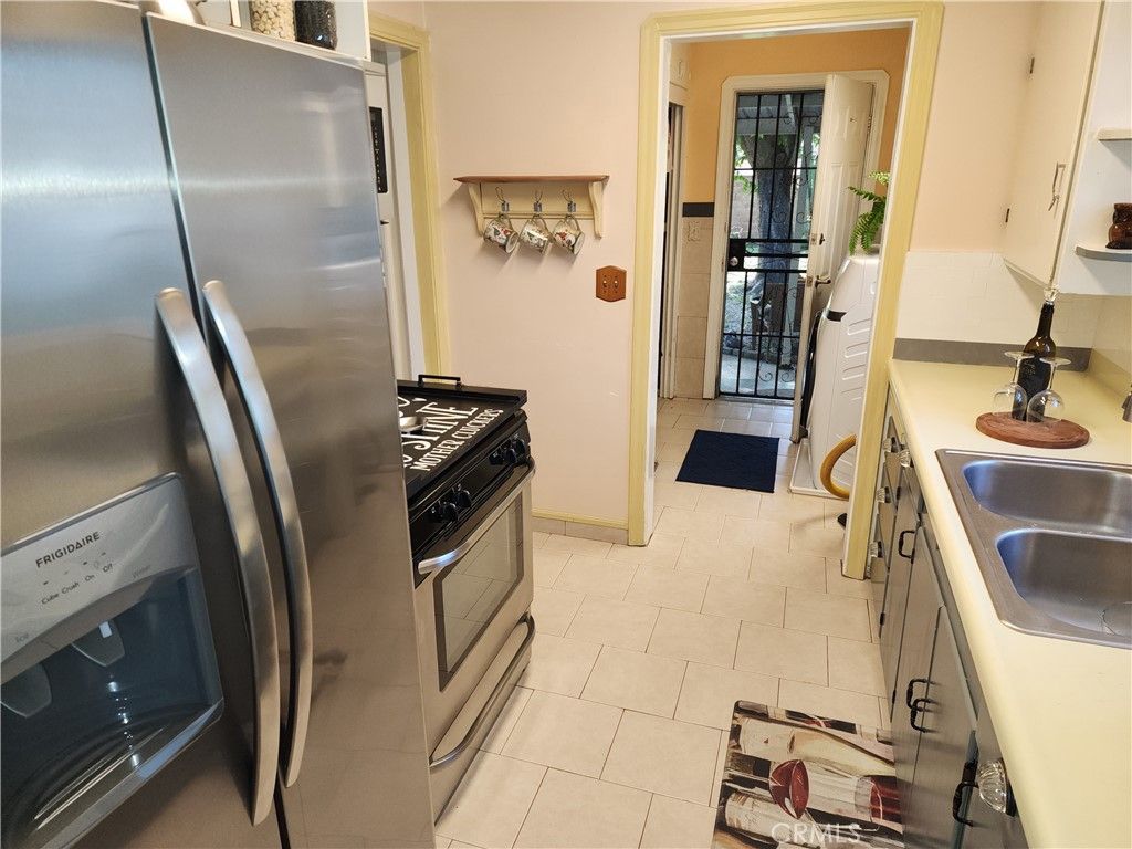 Image 9 of property listing at 755 California, Gridley, CA 95948