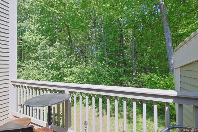 156 Stone Meadow, South Salem, NY 10590