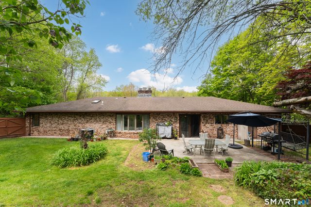 975 Main Street, Hamden, CT 06514