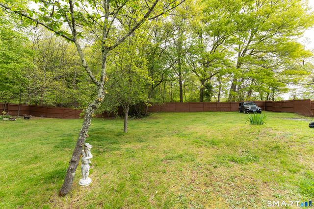 975 Main Street, Hamden, CT 06514