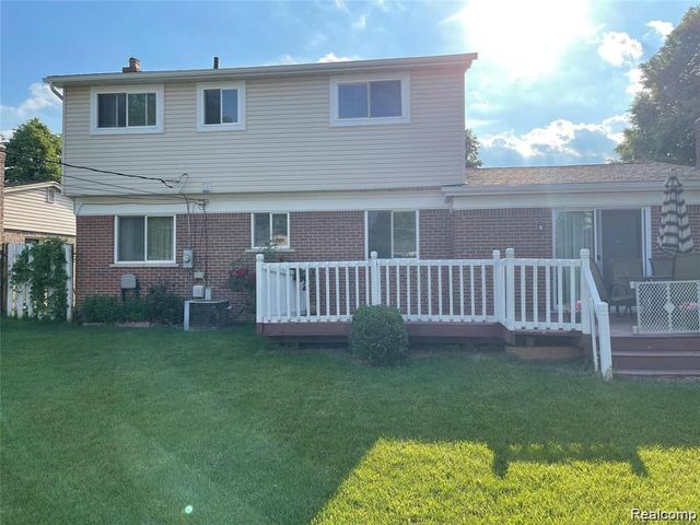 36146 Almont Drive, Sterling Heights, MI 48310