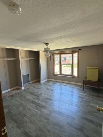 866 Riverbend Lane, Middleville, MI 49333
