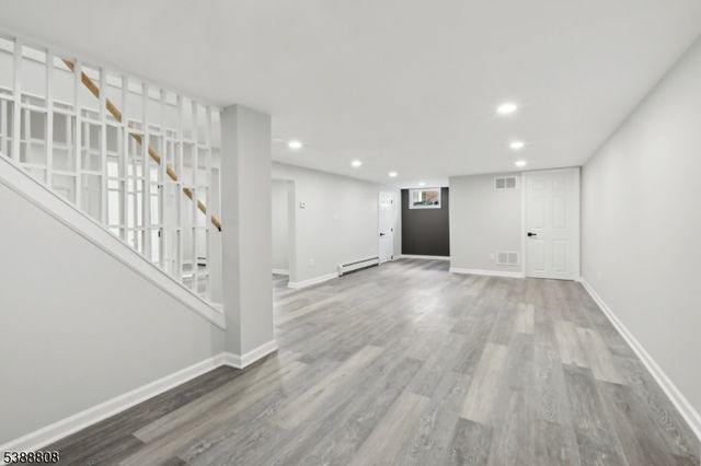 8 Oak St, Netcong Boro, NJ 07857