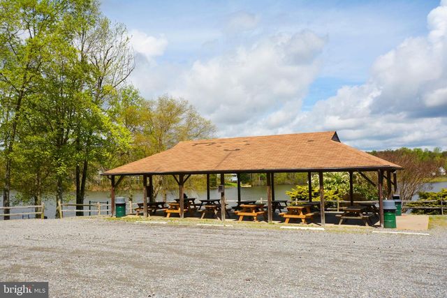 68 ALBERTSON CT, Ruther Glen, VA 22546