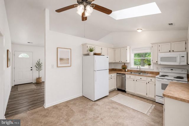 68 ALBERTSON CT, Ruther Glen, VA 22546