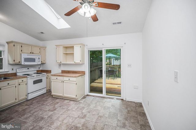 68 ALBERTSON CT, Ruther Glen, VA 22546