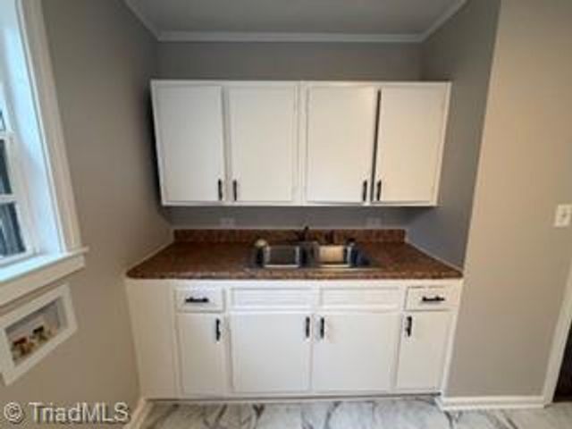 2053 Cannon Avenue, Winston-salem, NC 27105