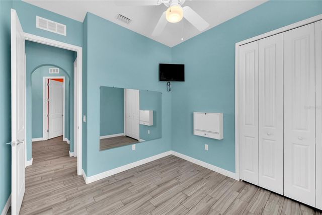 131 PENNSYLVANIA AVENUE, Palm Harbor, FL 34683