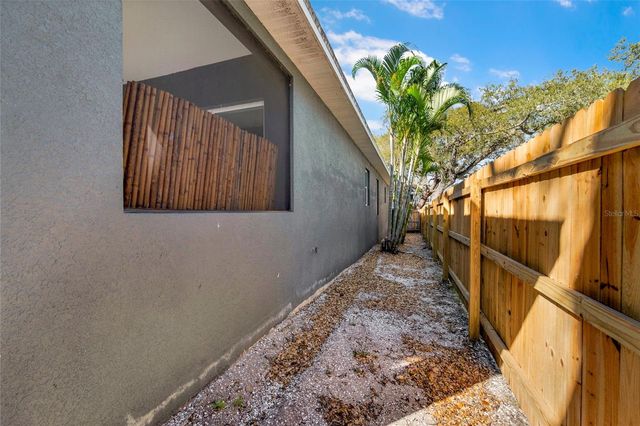 131 PENNSYLVANIA AVENUE, Palm Harbor, FL 34683