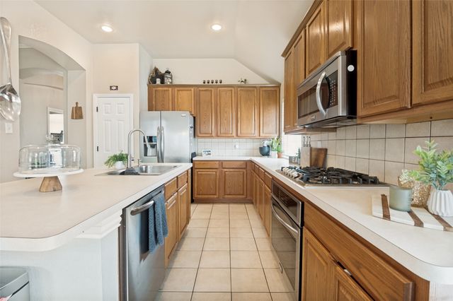 2615 Elliott Avenue, Mansfield, TX 76063
