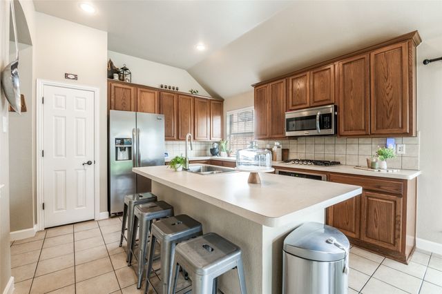 2615 Elliott Avenue, Mansfield, TX 76063