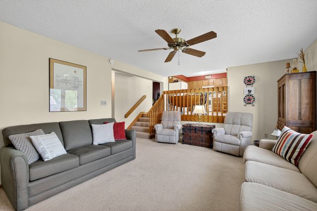 4707 Palm Avenue, Des Moines, IA 50310