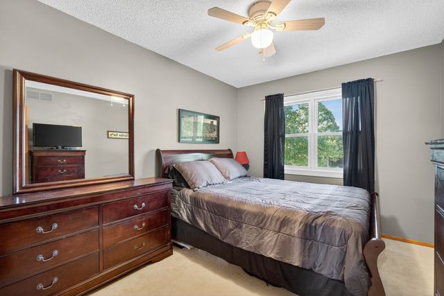 4707 Palm Avenue, Des Moines, IA 50310