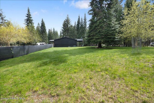 30758 N Caravelle Rd, Athol, ID 83801