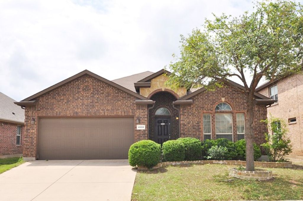 4608 Sleepy Meadows Drive, Fort Worth, TX 76244