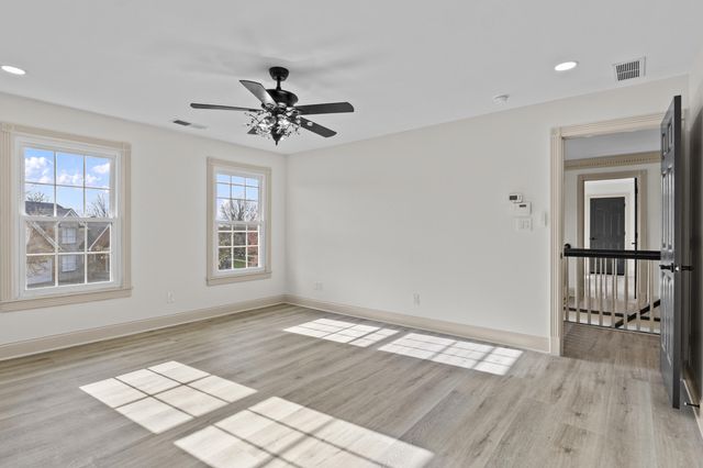 3280 Brighton Pl Drive, Lexington, KY 40509