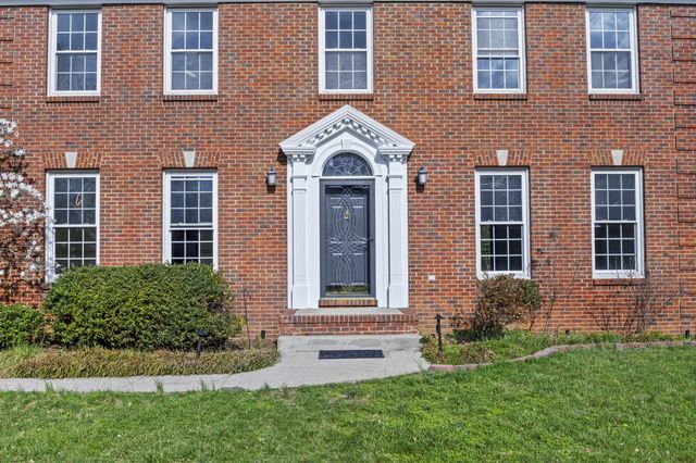 3280 Brighton Pl Drive, Lexington, KY 40509