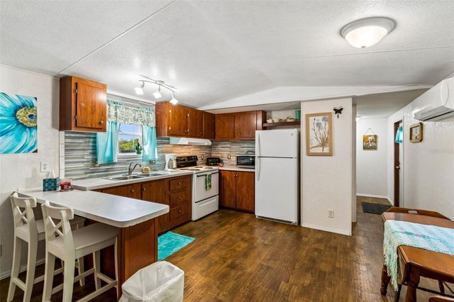 1 CANDLELIGHT LOOP, Lake Wales, FL 33859