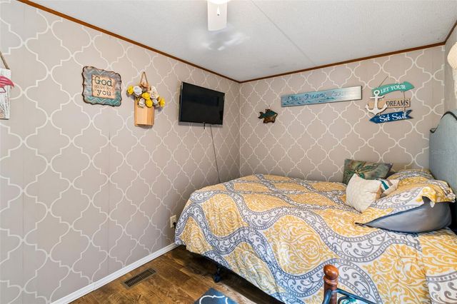 1 CANDLELIGHT LOOP, Lake Wales, FL 33859