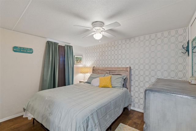 1 CANDLELIGHT LOOP, Lake Wales, FL 33859