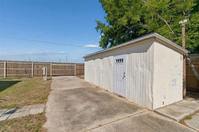 1 CANDLELIGHT LOOP, Lake Wales, FL 33859