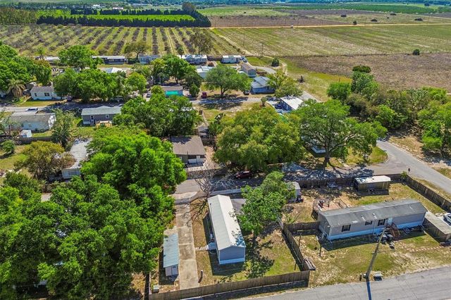 1 CANDLELIGHT LOOP, Lake Wales, FL 33859