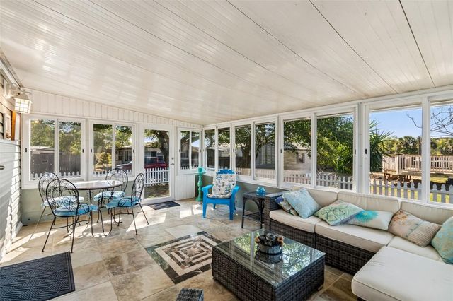 1 CANDLELIGHT LOOP, Lake Wales, FL 33859