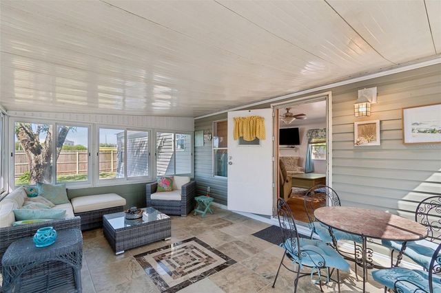 1 CANDLELIGHT LOOP, Lake Wales, FL 33859