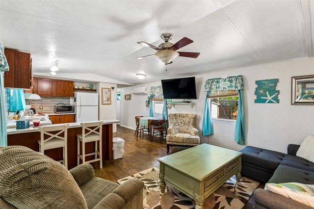 1 CANDLELIGHT LOOP, Lake Wales, FL 33859