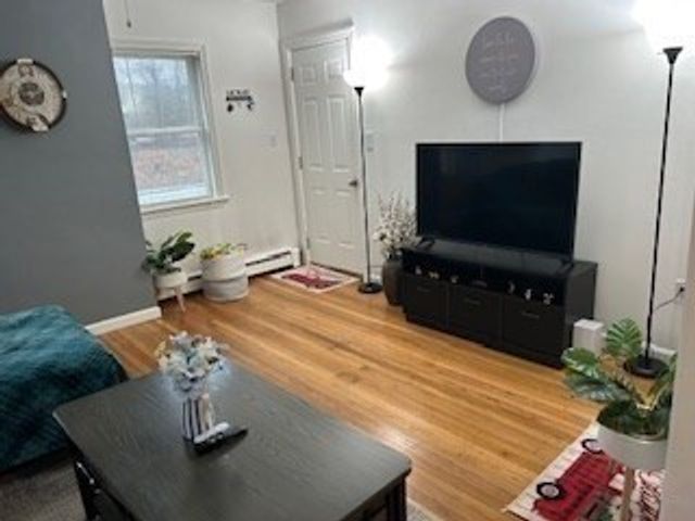 127 Homer Ave 1, Ashland, MA 01721