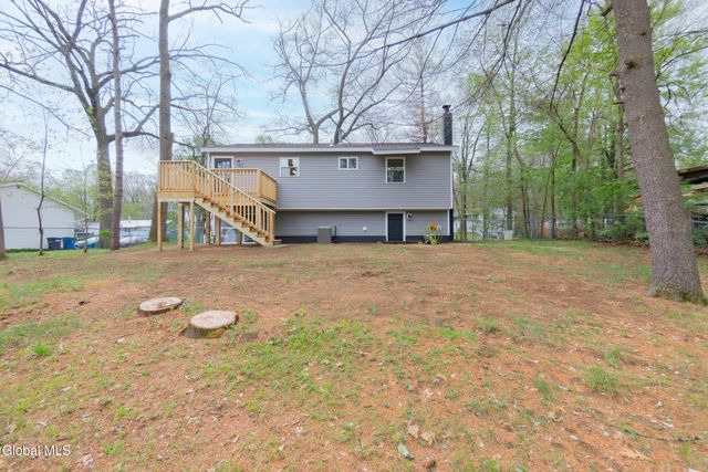 44 Trottingham Road, Saratoga Springs, NY 12866