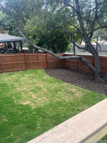 15711 Knollcircle, San Antonio, TX 78247