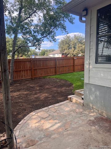 15711 Knollcircle, San Antonio, TX 78247