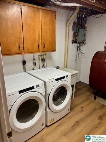 5039 SHAWNEE Boulevard, North Whitehall Twp, PA 18078