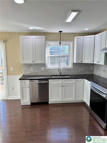 5039 SHAWNEE Boulevard, North Whitehall Twp, PA 18078