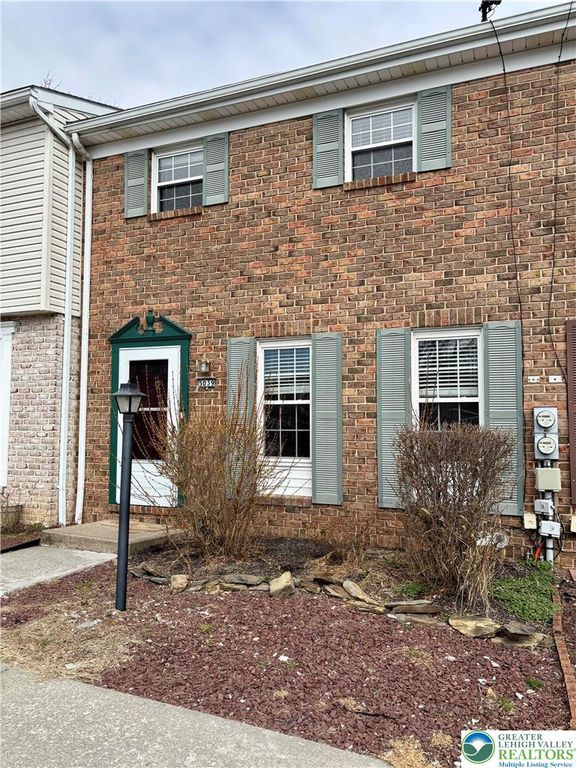 5039 SHAWNEE Boulevard, North Whitehall Twp, PA 18078