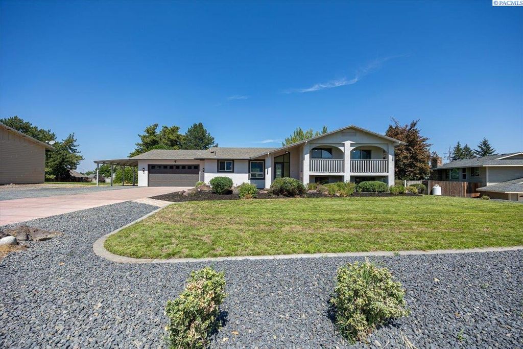 6808 W 4th Ave, Kennewick, WA 99336