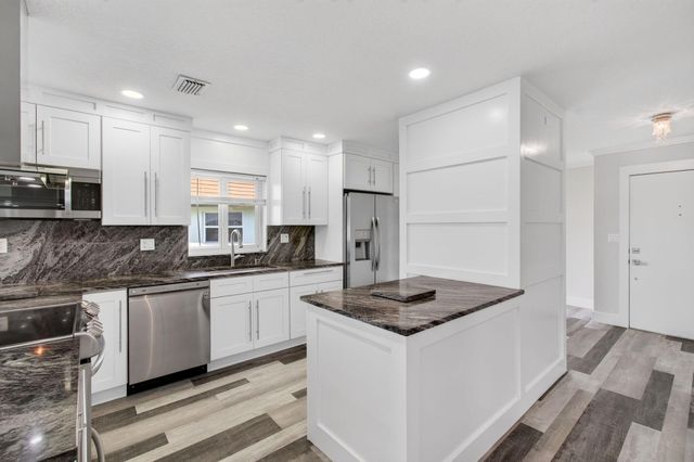 5650 Spindle Palm Court D, Delray Beach, FL 33484