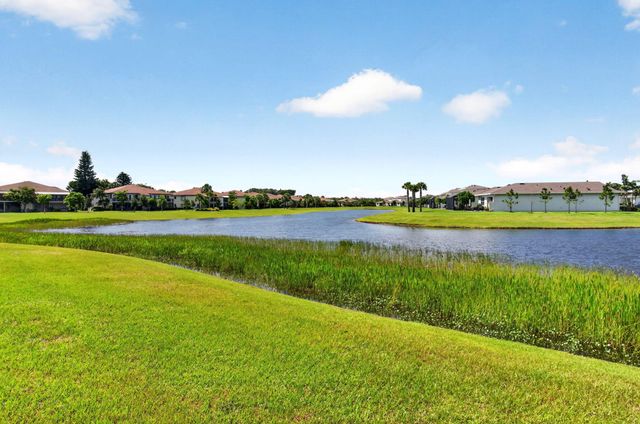 5650 Spindle Palm Court D, Delray Beach, FL 33484