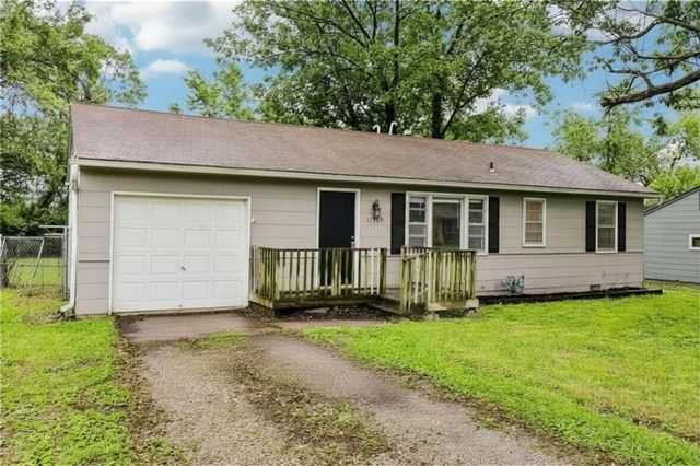 11709 Lawndale Avenue, Kansas City, MO 64137