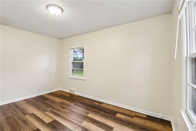 11709 Lawndale Avenue, Kansas City, MO 64137