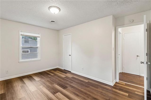 11709 Lawndale Avenue, Kansas City, MO 64137
