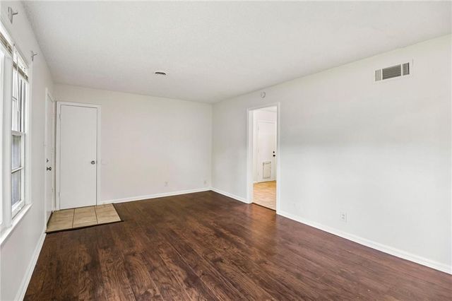11709 Lawndale Avenue, Kansas City, MO 64137
