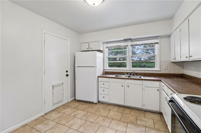11709 Lawndale Avenue, Kansas City, MO 64137