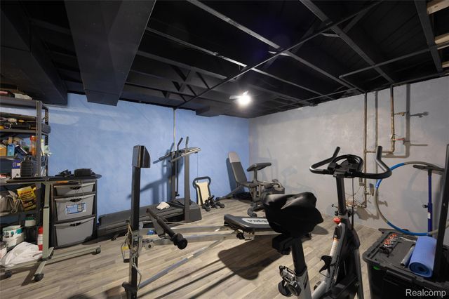 17361 Ego Avenue, Eastpointe, MI 48021