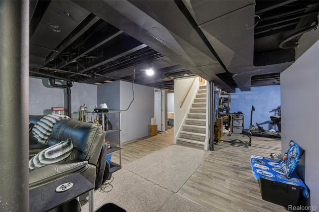 17361 Ego Avenue, Eastpointe, MI 48021