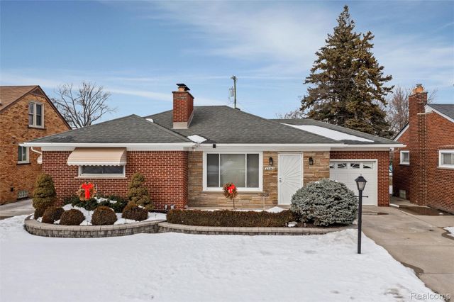 17361 Ego Avenue, Eastpointe, MI 48021