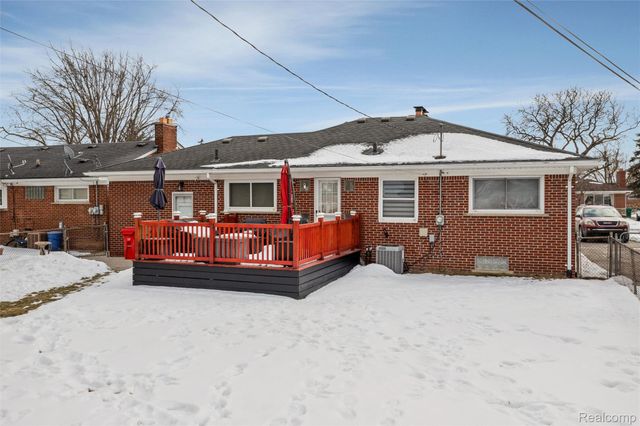 17361 Ego Avenue, Eastpointe, MI 48021